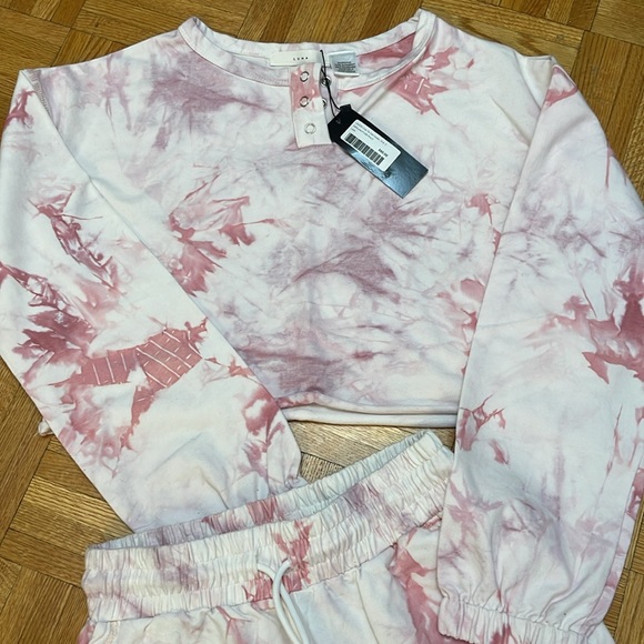 Luna - Picture 3 of 13